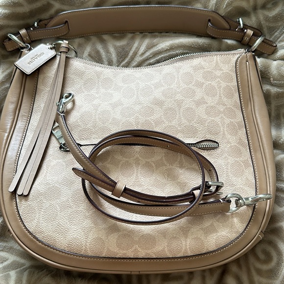 COACH Sutton Signature Colorblock
Crossbody Bag New Smoke And Pet Free H… - Picture 1 of 8